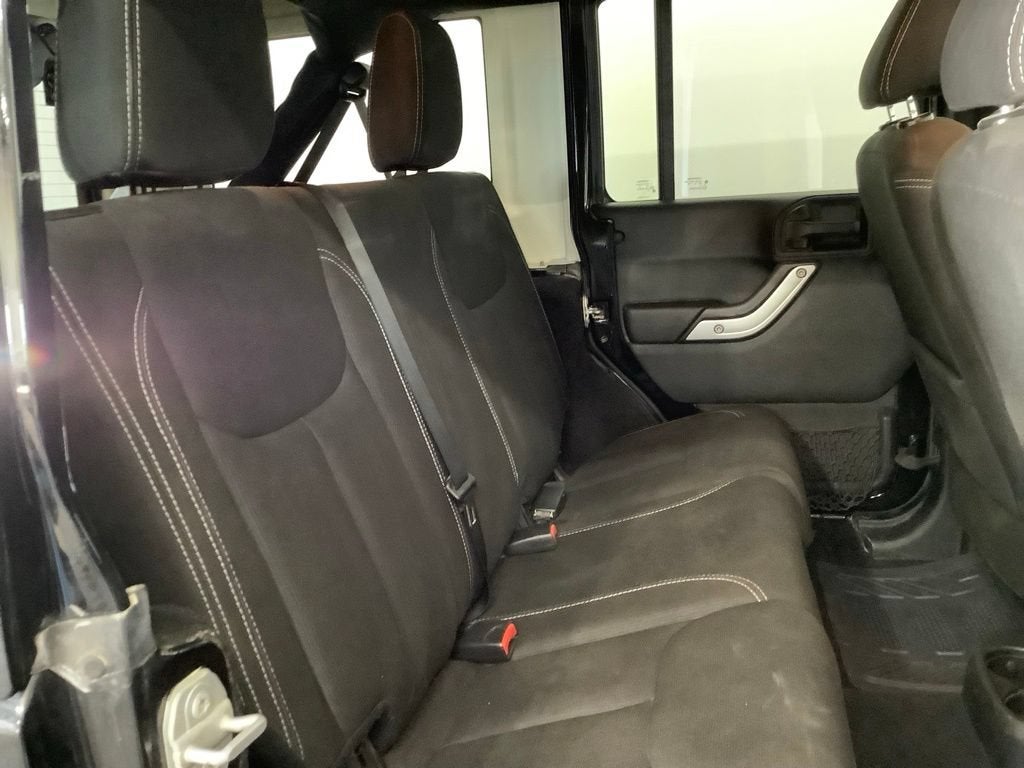 2016 Jeep Wrangler Unlimited Sahara