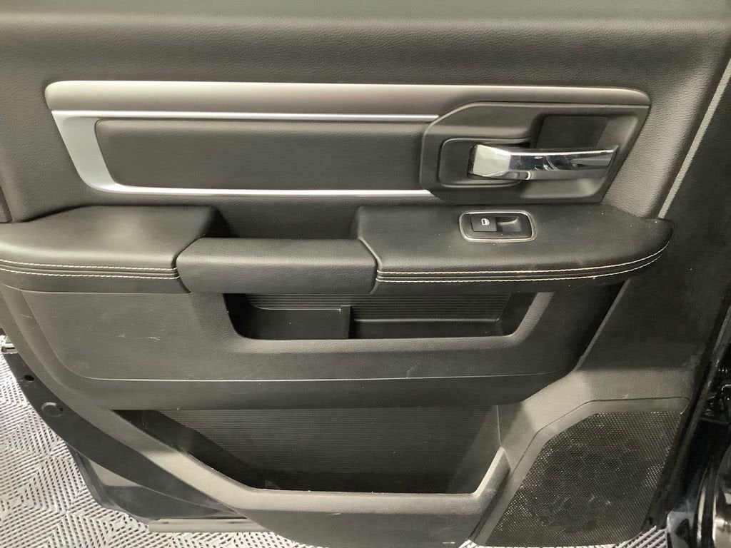 2021 RAM 1500 Classic SLT