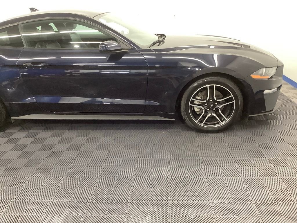 2021 Ford Mustang EcoBoost