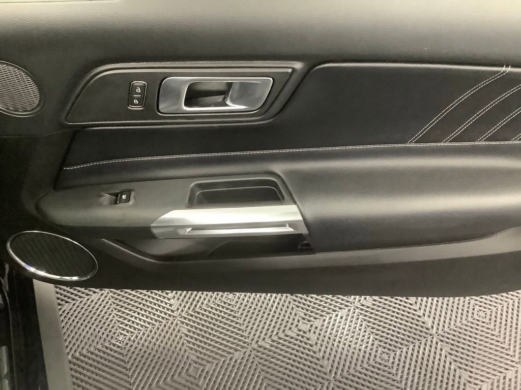 2021 Ford Mustang EcoBoost