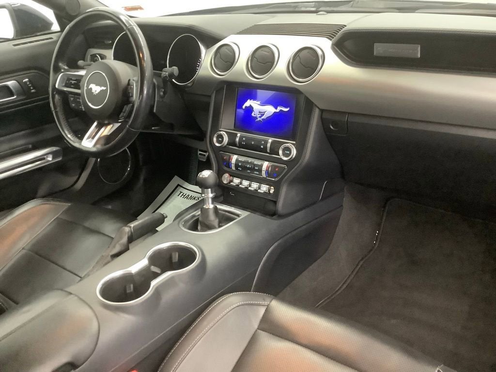 2021 Ford Mustang EcoBoost