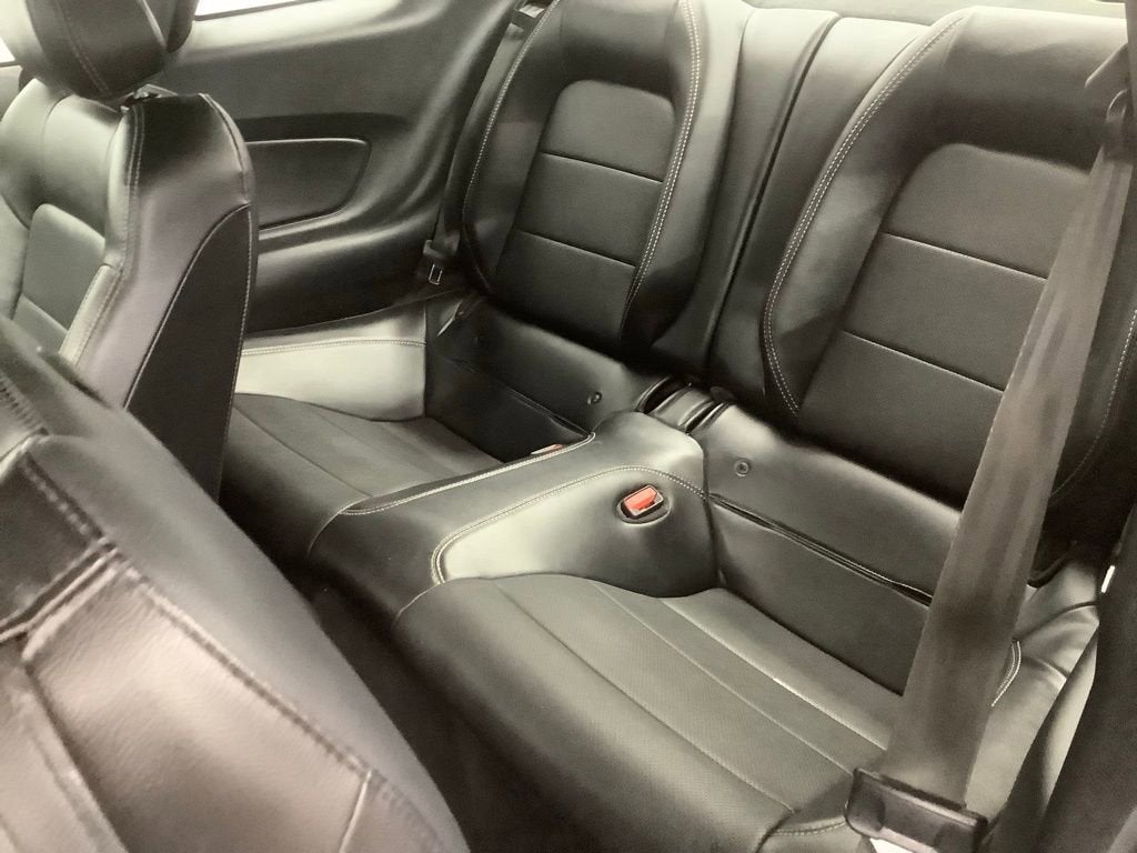 2021 Ford Mustang EcoBoost