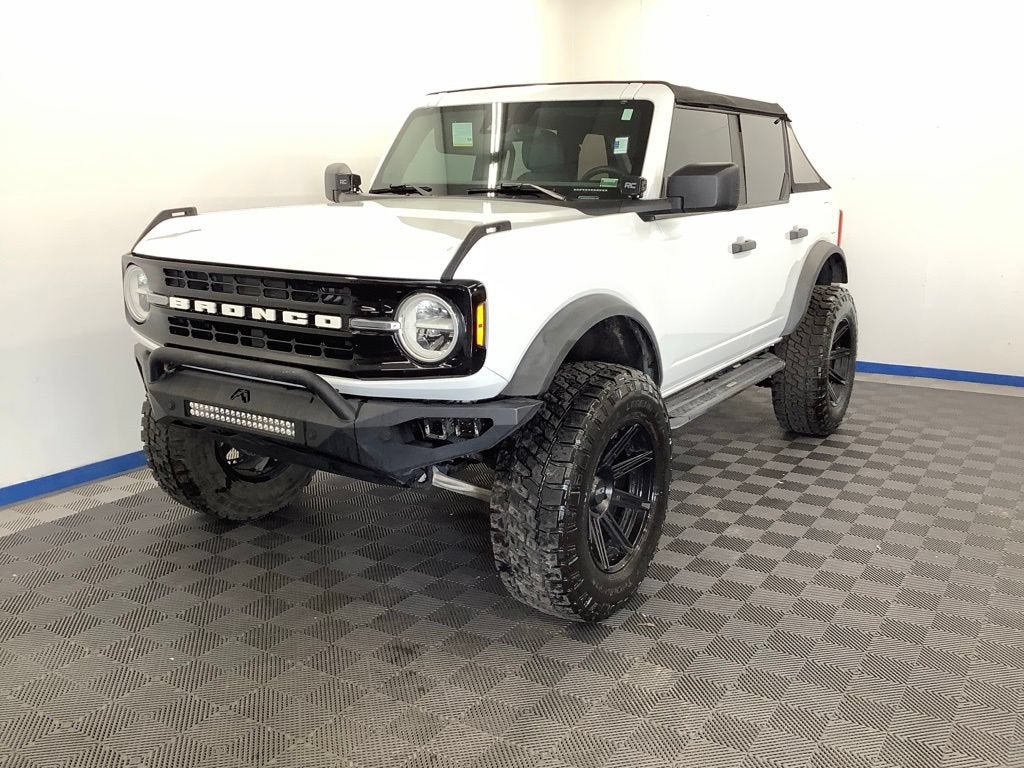 2022 Ford Bronco Base