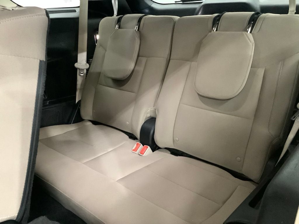 2020 Ford Explorer Base