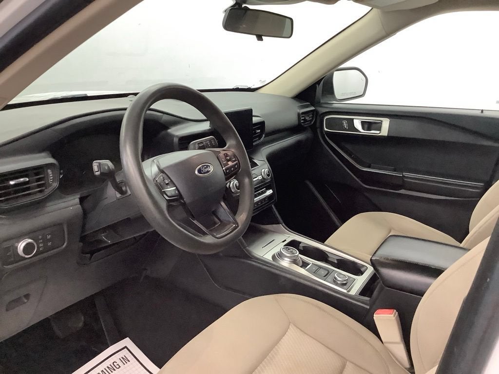 2020 Ford Explorer Base