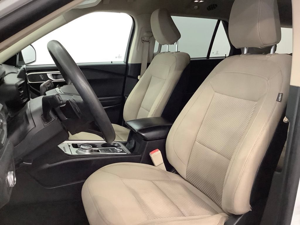 2020 Ford Explorer Base