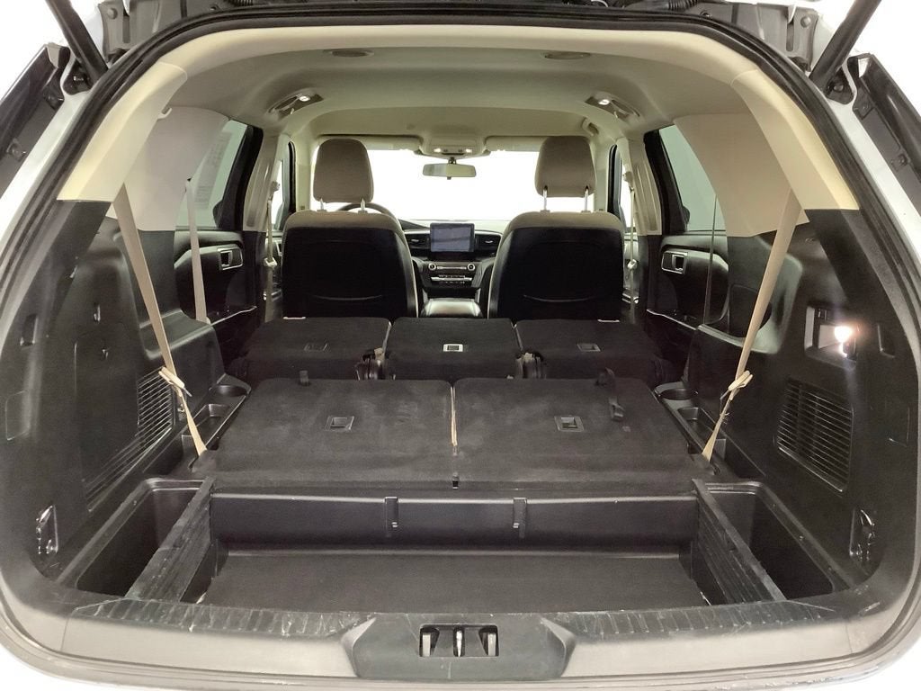 2020 Ford Explorer Base