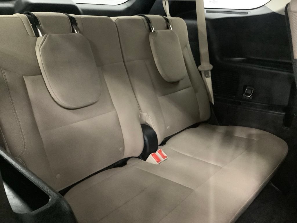 2020 Ford Explorer Base