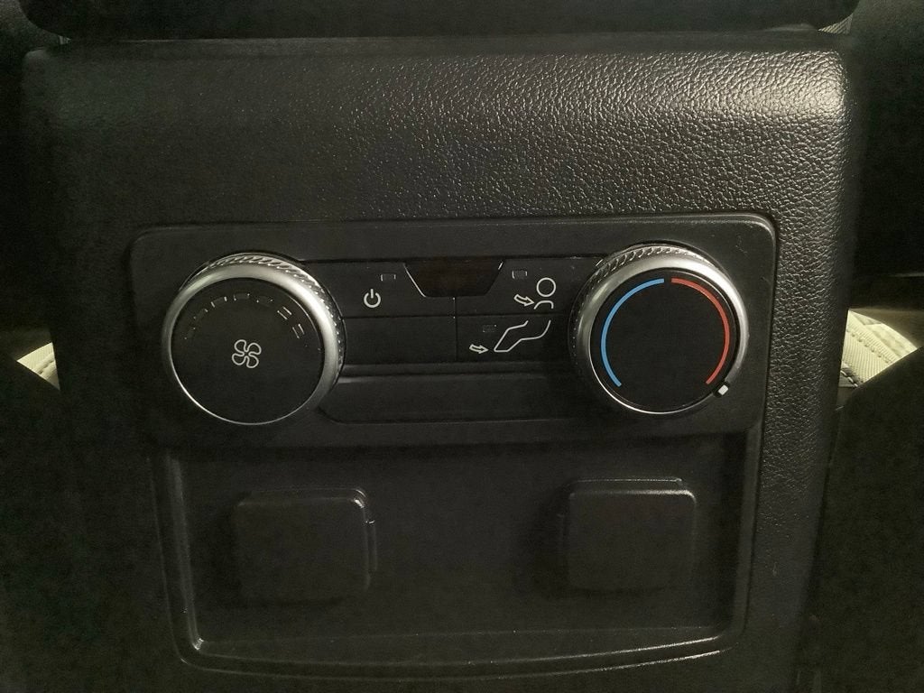 2020 Ford Explorer Base