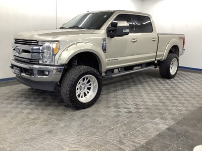 2017 Ford Super Duty F-250 SRW Lariat