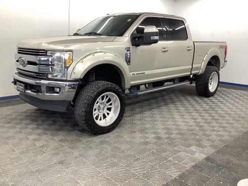 2017 Ford Super Duty F-250 SRW Lariat