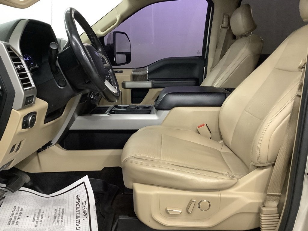 2017 Ford Super Duty F-250 SRW Lariat