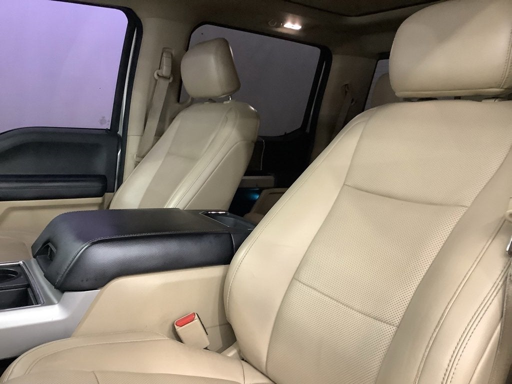 2017 Ford Super Duty F-250 SRW Lariat