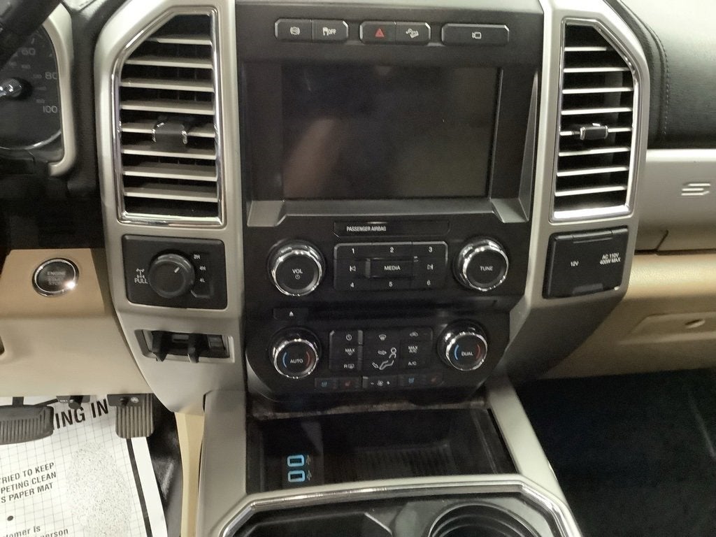 2017 Ford Super Duty F-250 SRW Lariat