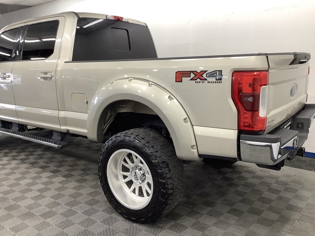2017 Ford Super Duty F-250 SRW Lariat