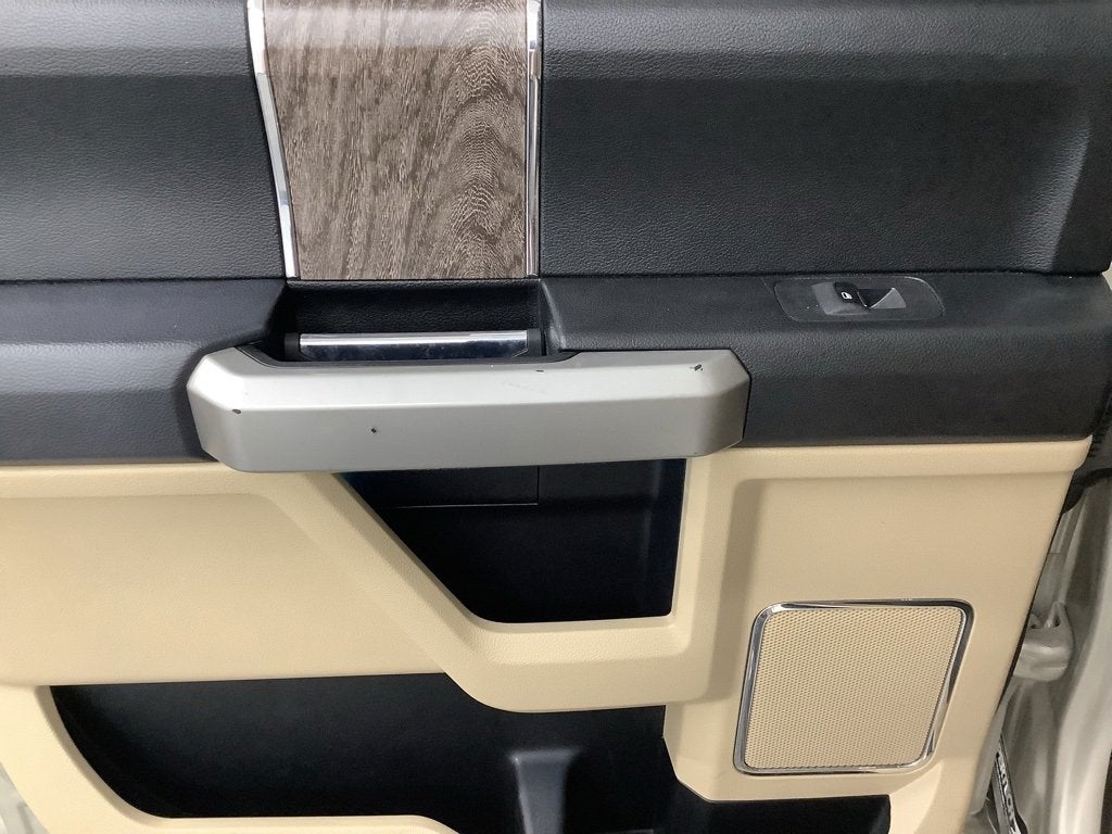 2017 Ford Super Duty F-250 SRW Lariat