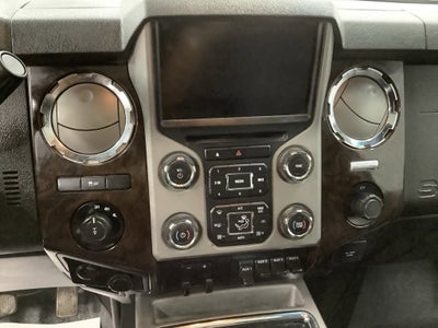 2015 Ford Super Duty F-250 SRW Lariat