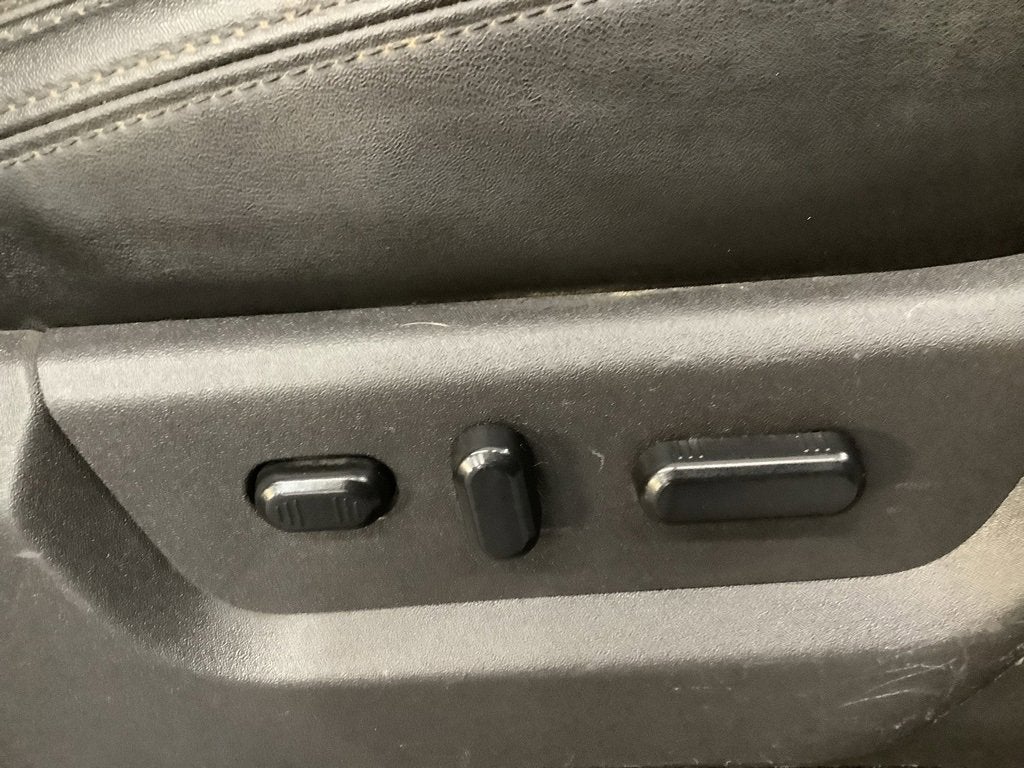 2015 Ford Super Duty F-250 SRW Lariat