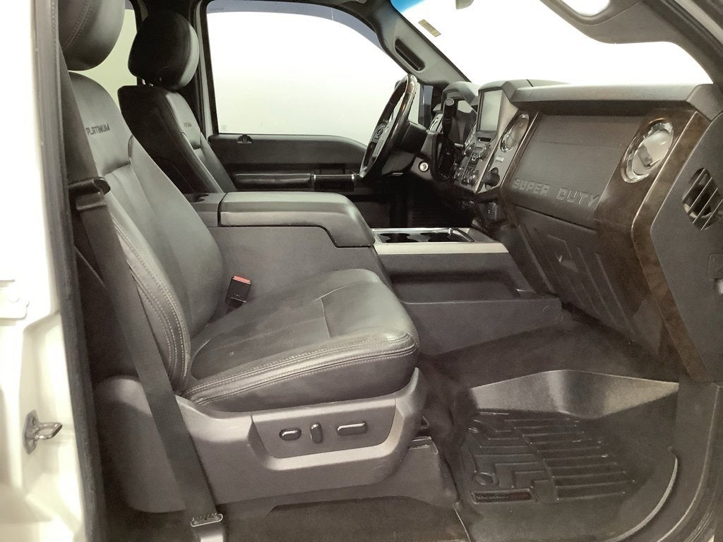 2015 Ford Super Duty F-250 SRW Lariat