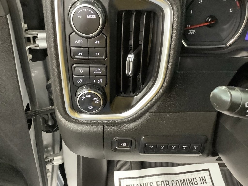 2023 Chevrolet Silverado 3500 HD Chassis Cab LT