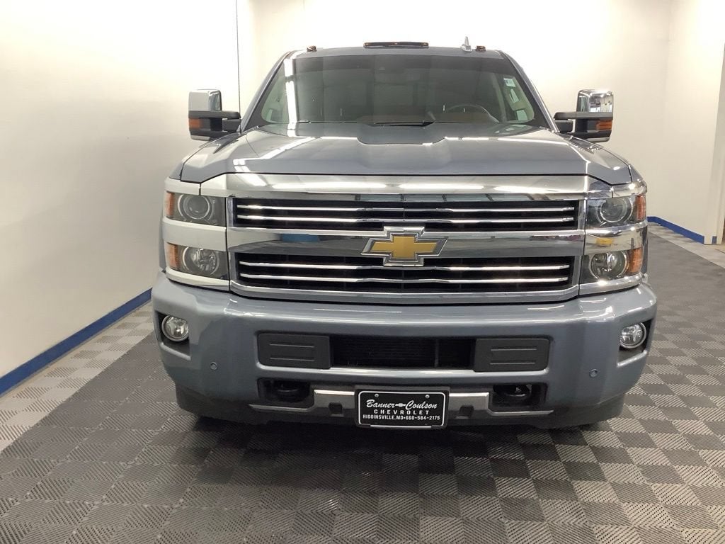 Used 2016 Chevrolet Silverado 3500HD High Country with VIN 1GC4K1E83GF209630 for sale in Kansas City