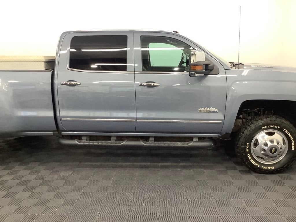2016 Chevrolet Silverado 3500 HD High Country