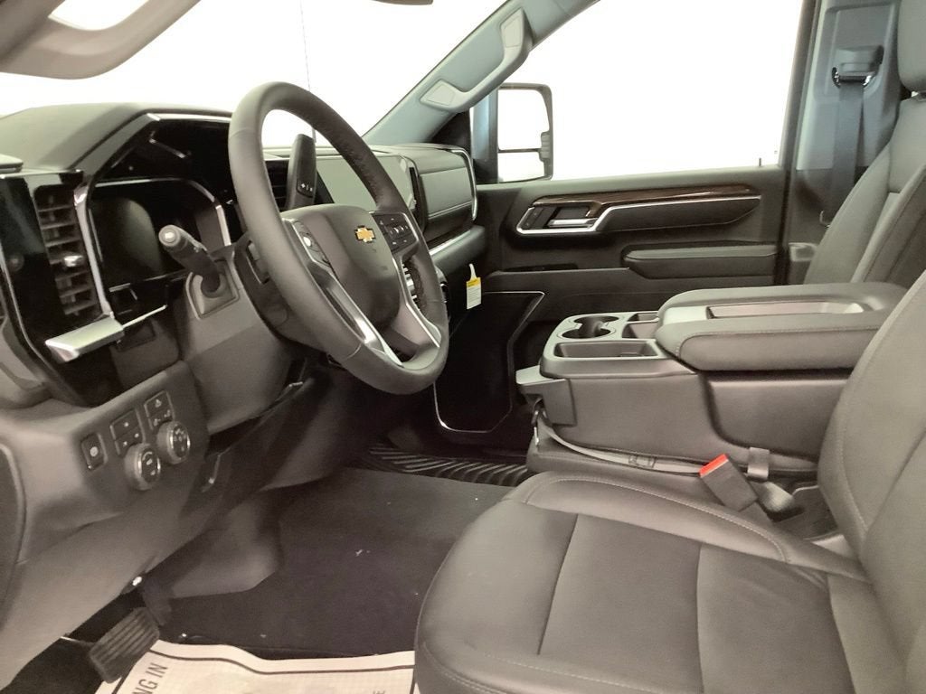 2026 Chevrolet Silverado 3500 HD LT DRW