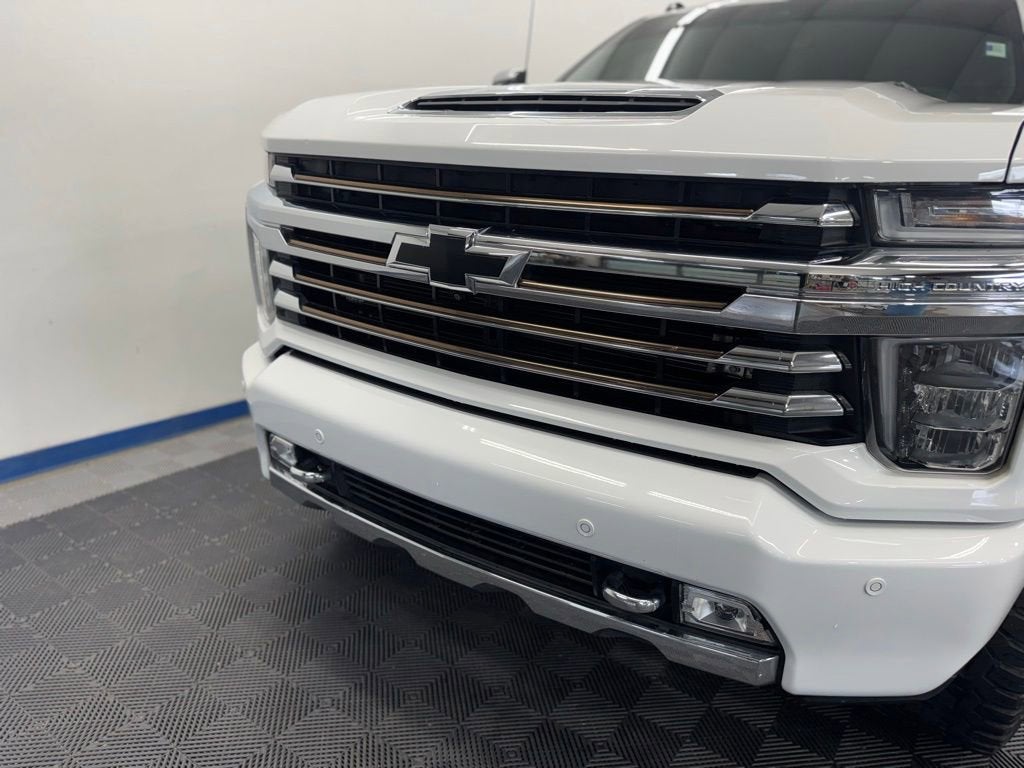 Used 2023 Chevrolet Silverado 2500HD High Country with VIN 1GC4YREY7PF153821 for sale in Kansas City