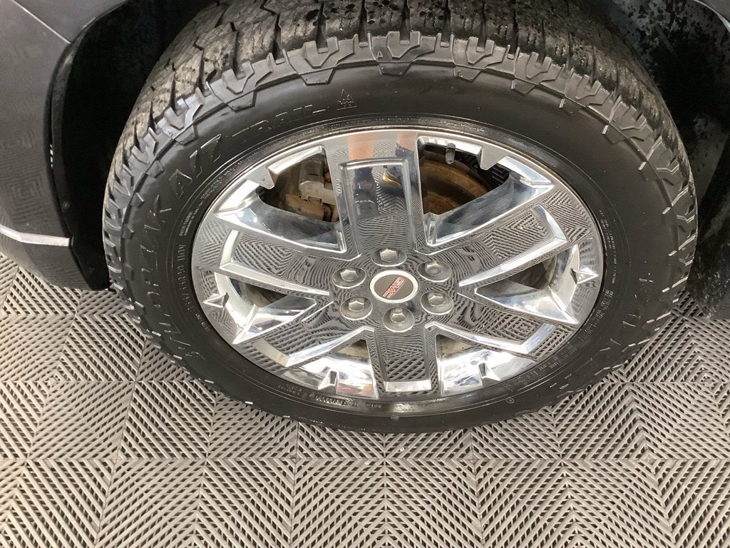 2013 GMC Acadia Denali