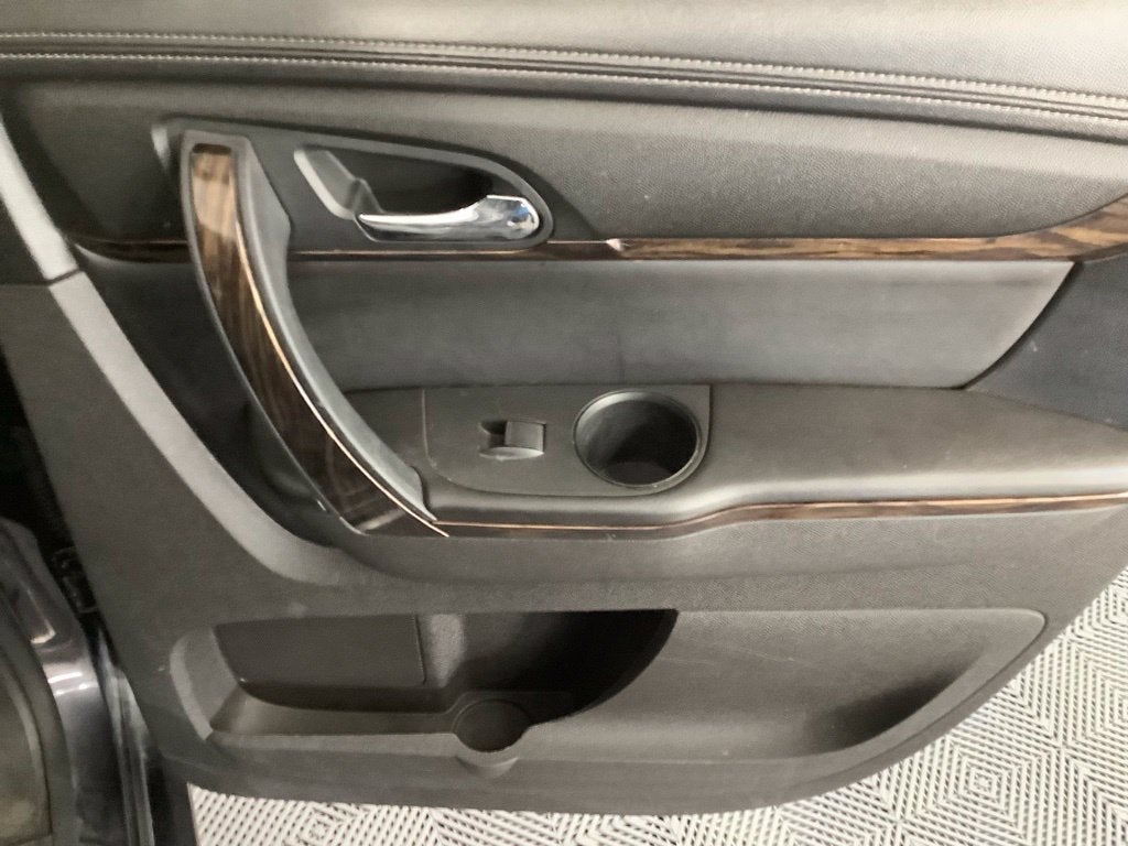 2013 GMC Acadia Denali
