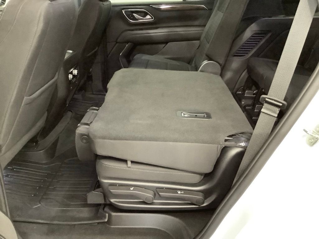 2023 GMC Yukon SLE