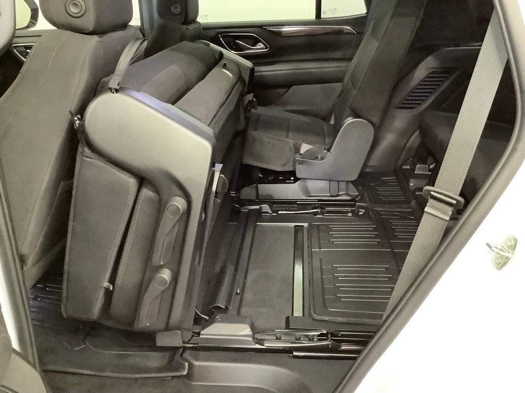2023 GMC Yukon SLE
