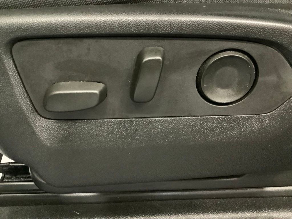 2023 GMC Yukon SLE