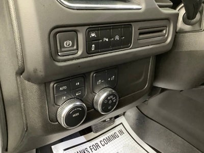 2023 GMC Yukon SLE