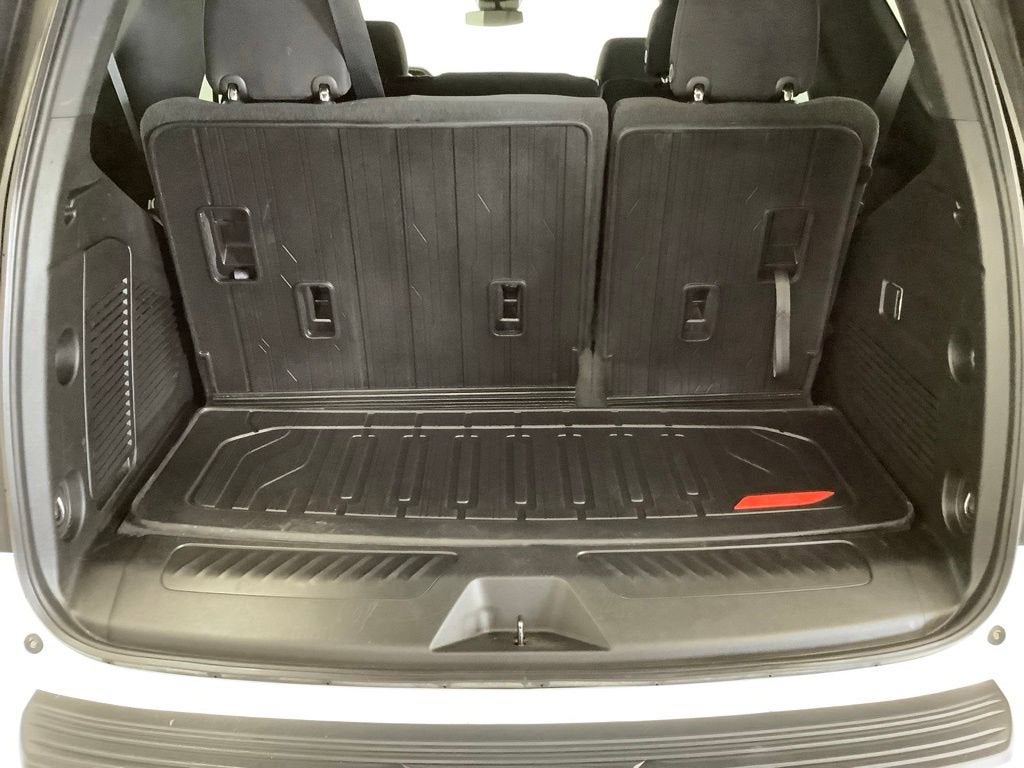 2023 GMC Yukon SLE