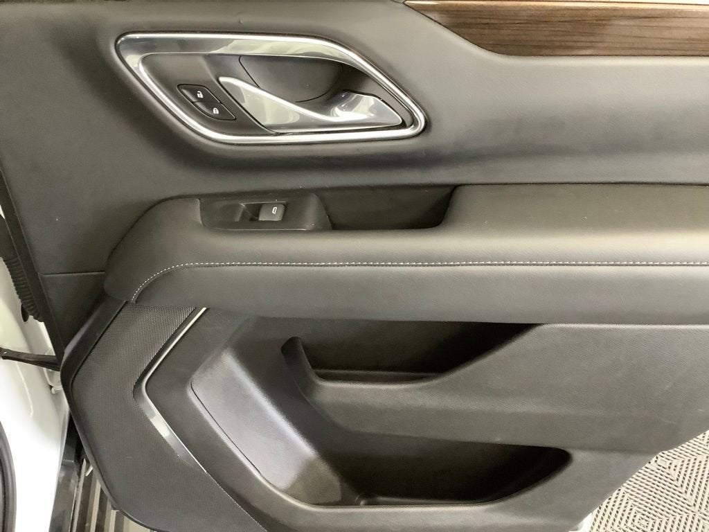 2023 GMC Yukon SLE