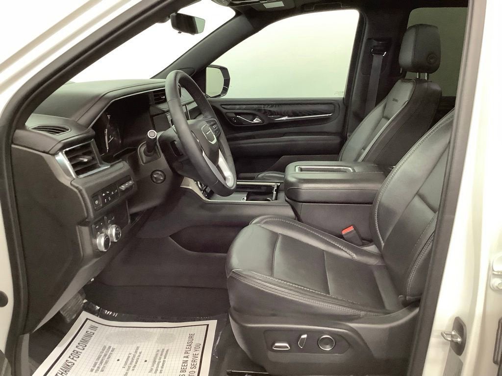 2021 GMC Yukon Denali - Photo 14
