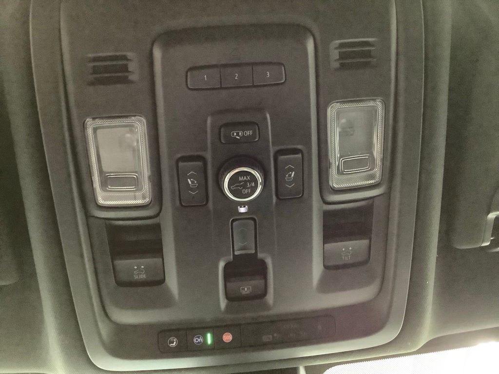 2021 GMC Yukon Denali - Photo 23