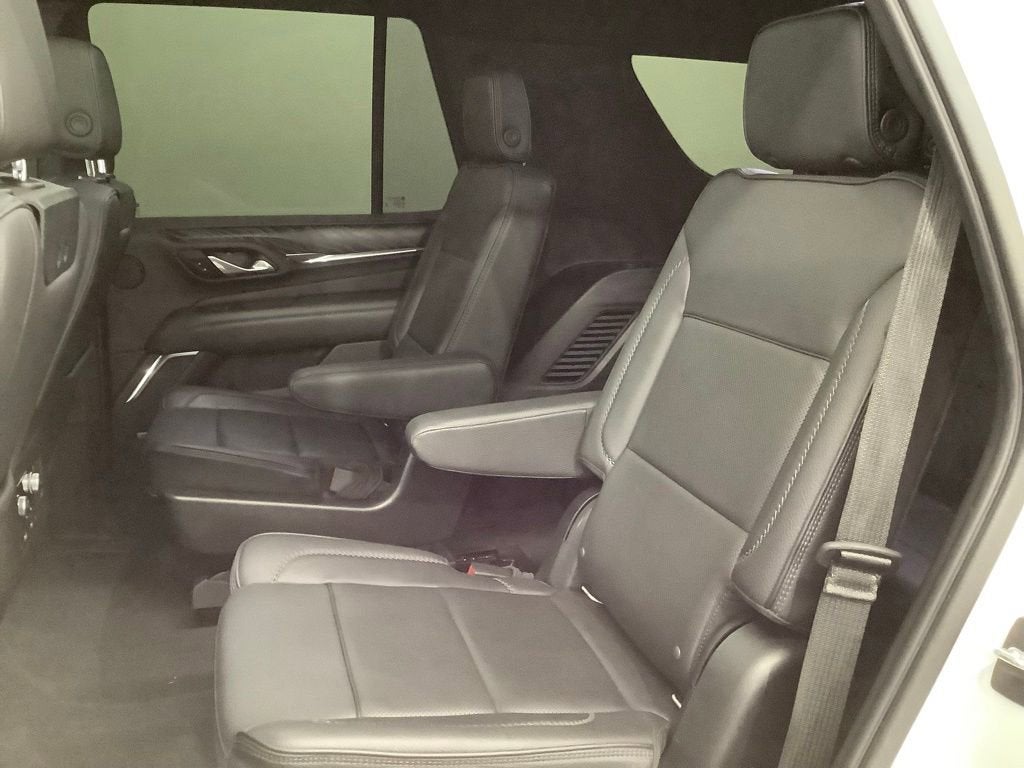 2021 GMC Yukon Denali - Photo 6