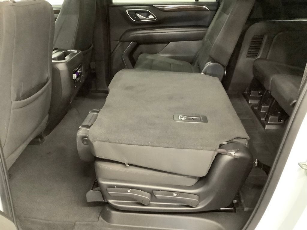 2022 GMC Yukon XL SLE