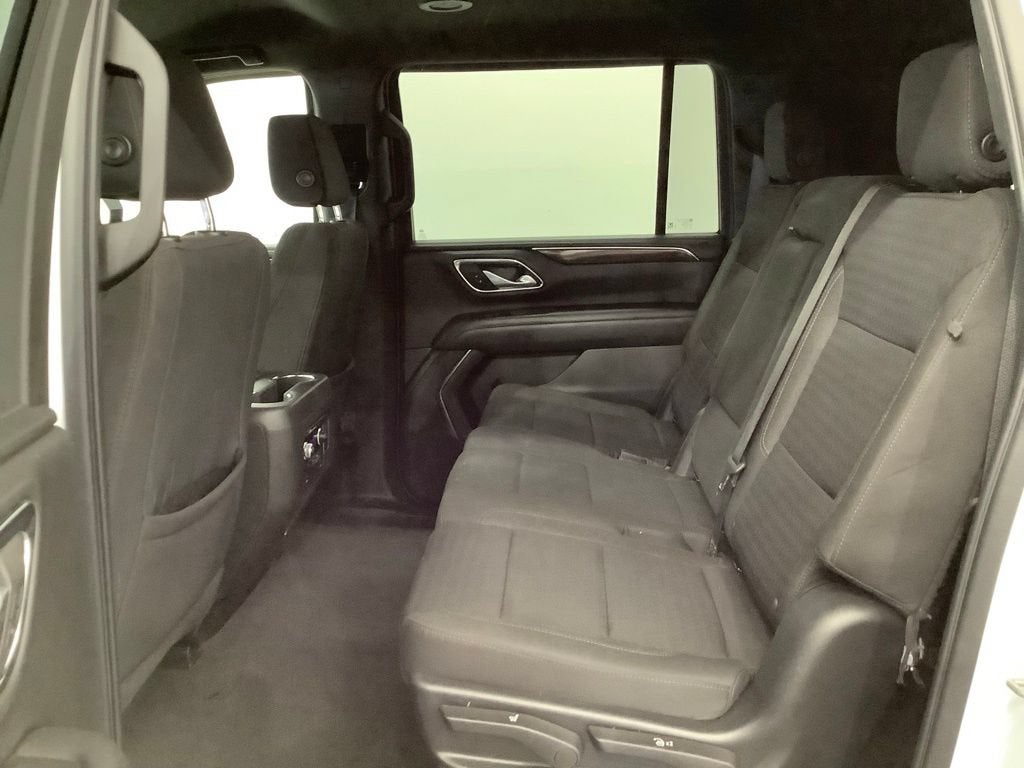 2022 GMC Yukon XL SLE