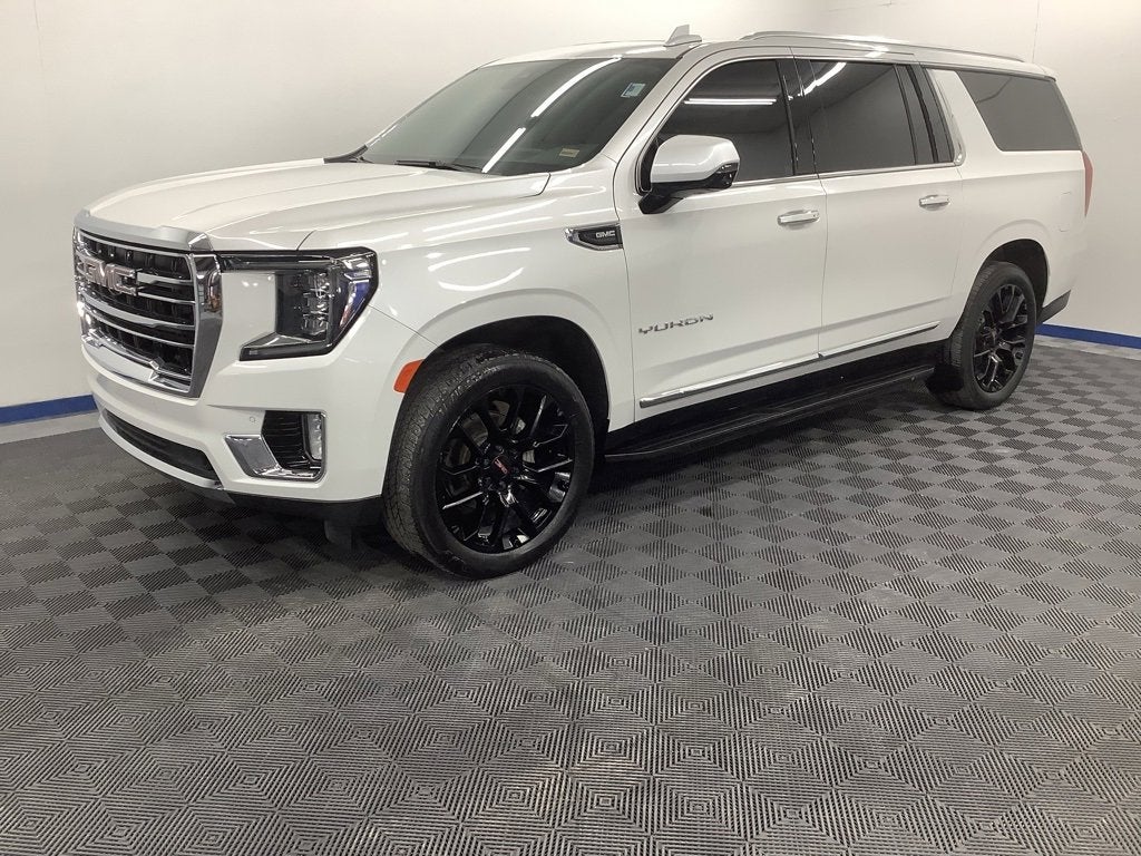 2022 GMC Yukon XL SLT