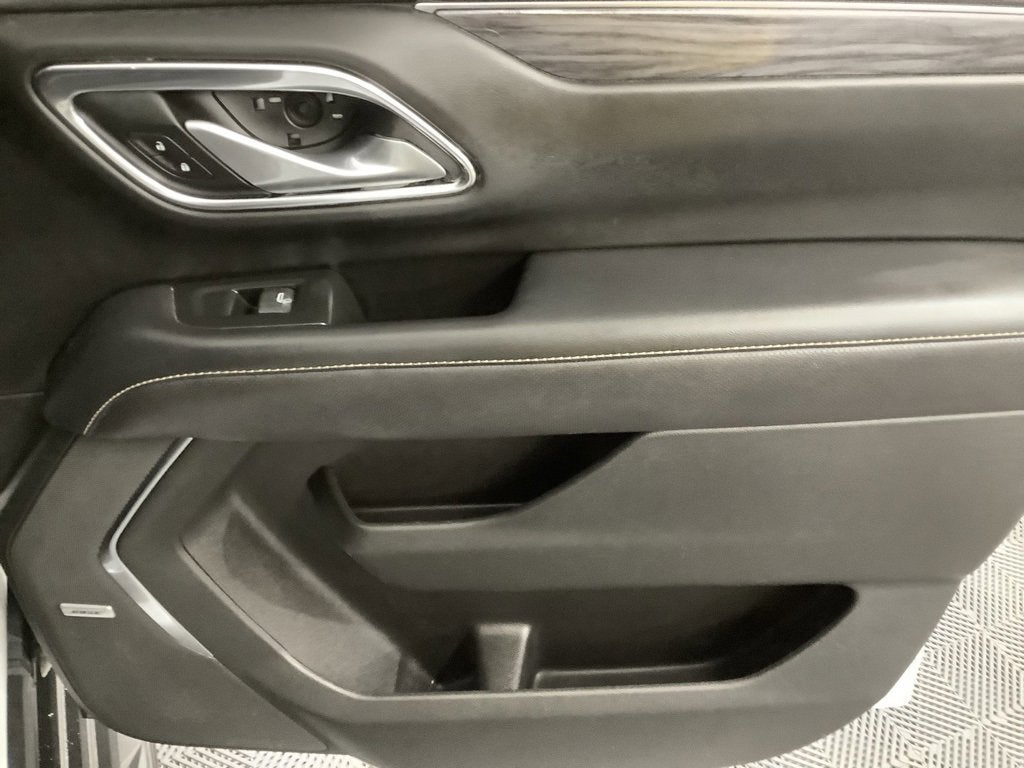 2022 GMC Yukon XL SLT