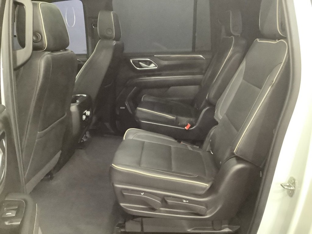 2022 GMC Yukon XL SLT