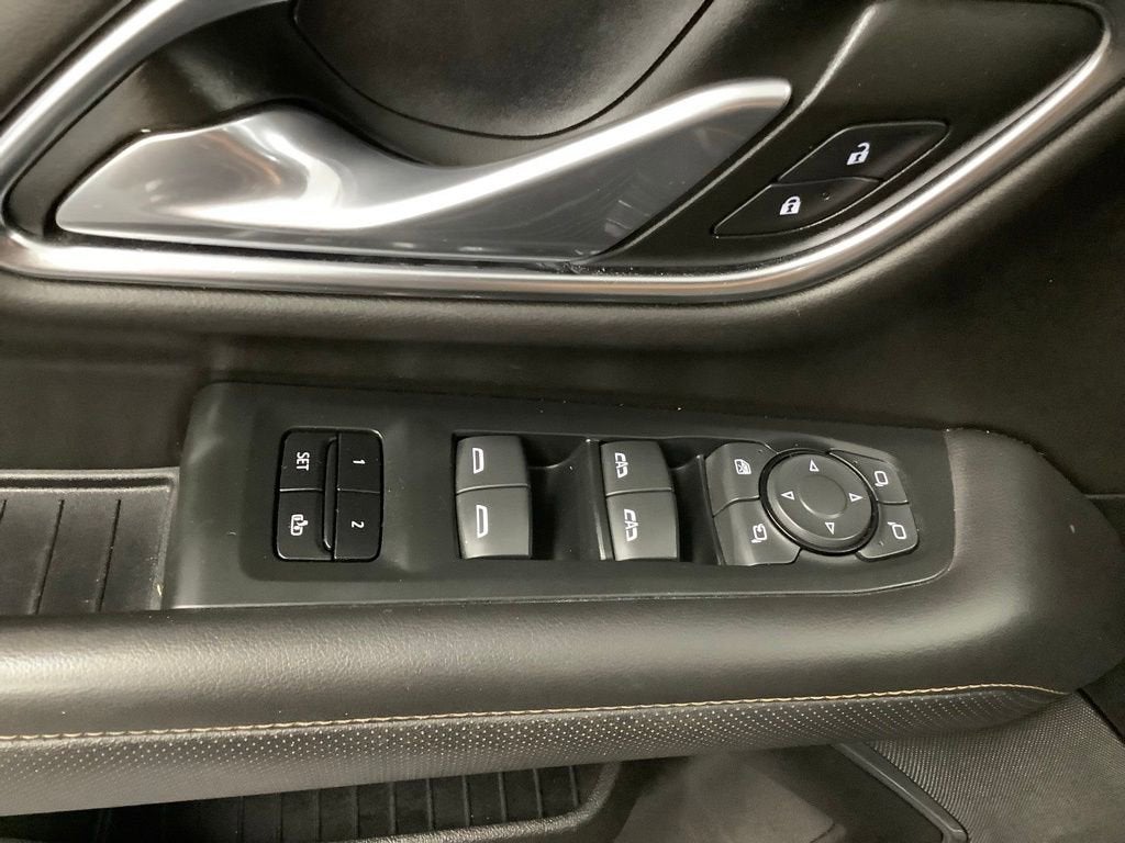 2021 GMC Yukon XL AT4