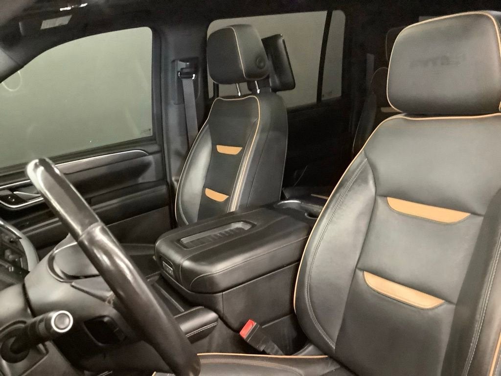 2021 GMC Yukon XL AT4