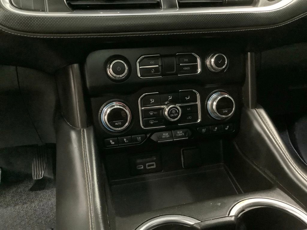 2021 GMC Yukon XL AT4