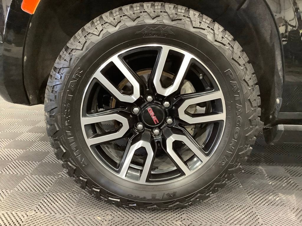 2021 GMC Yukon XL AT4
