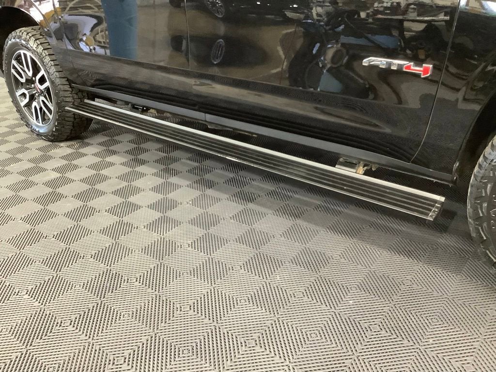 2021 GMC Yukon XL AT4
