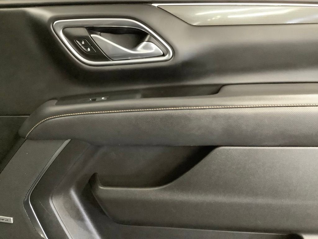 2021 GMC Yukon XL AT4